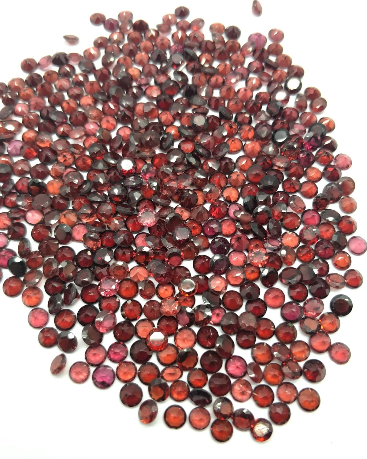 Garnet Loose Beads 5-5.5 mm, Round, Hut & Faceted, Wt. 275 Ct. 480 Pcs